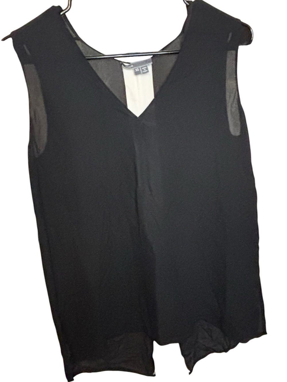 Vince Black V-Neck Silk Sleeveless Camisole